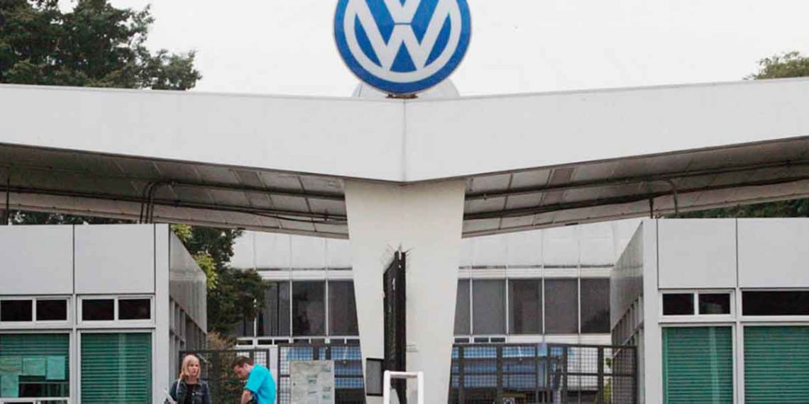 Volkswagen de México prevé más paros por falta de semiconductores