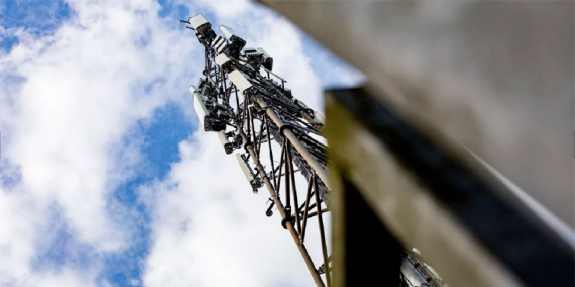 Torre de transmisión 5G en Dordrecht, Países Bajos. Algunas teorías conspiratorias han relacionado el 5G con el covid-19. (Foto: Niels Wenstedt/BSR Agency/Getty)