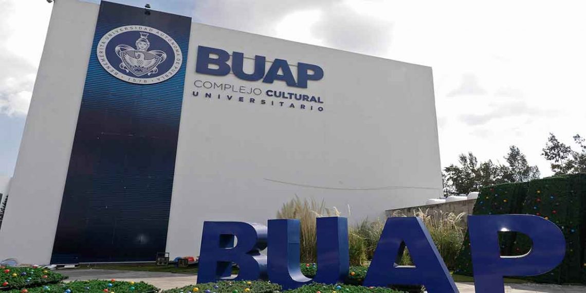 Lilia Cedillo presentó Consulta Universitaria para integrar el Plan de Desarrollo BUAP