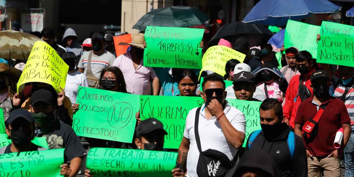 Aunque se manifiesten, los ambulantes no regresarán al centro de la ciudad de Puebla