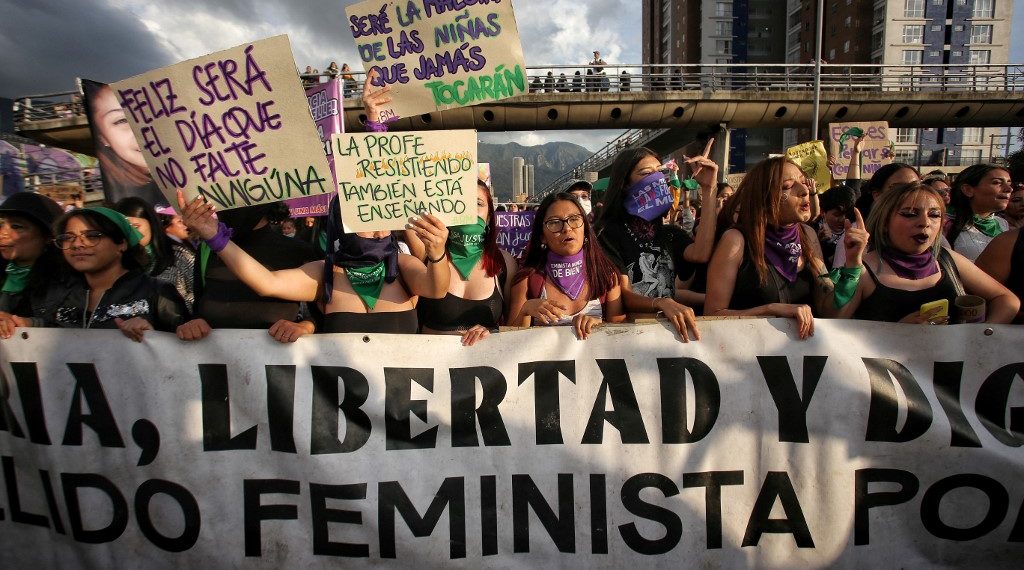 Miles de mujeres salieron a las calles para exigir justicia, libertad y un alto a la violencia de género. (Foto: Andrea Ariza/AFP)