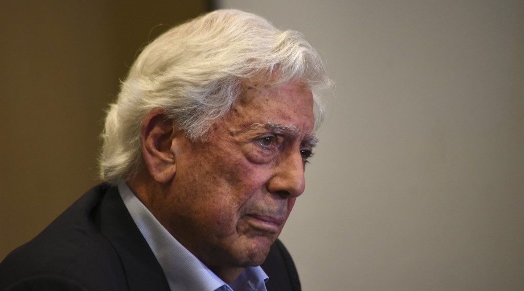 Este mes, Vargas Llosa presentó en Madrid “La mirada quieta” (Alfaguara), su último libro y su octavo ensayo literario. (Foto: Orlando Estrada/AFP)