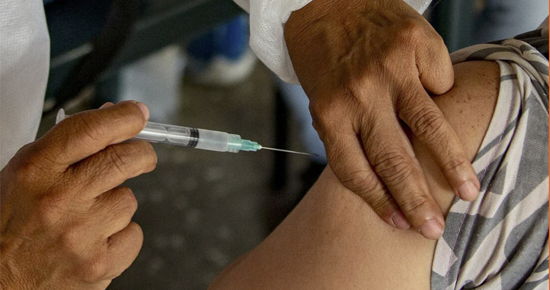 El despliegue de vacunas contra el covid-19 alcanzó un ritmo "sin precedentes" en el mundo. (Foto: PAHO)