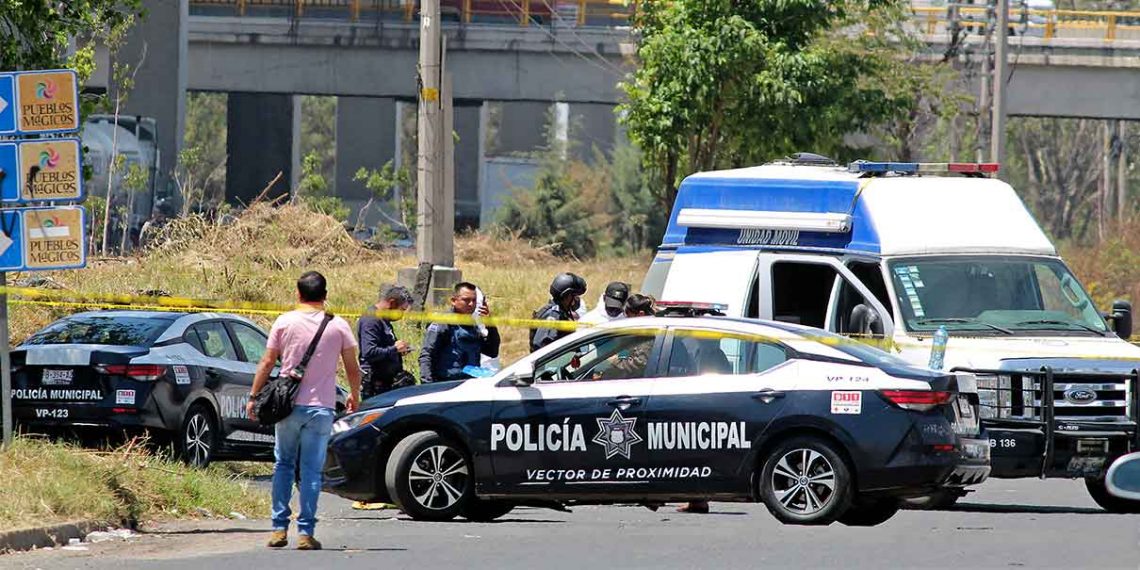 Es preocupante los hechos violentos en Puebla, la violencia está desbordada, reconoce Barbosa