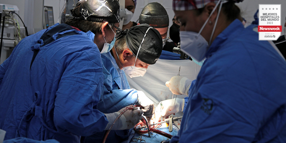 Trasplante de corazón en el hospital La Raza del IMSS. (Foto: Cuartoscuro)