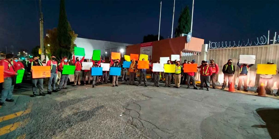 Trabajadores de Coca Cola y Ciel de Puebla en paro; piden 7.2% de aumento salarial