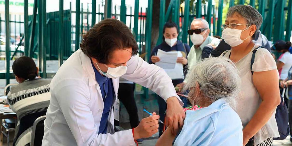 En Puebla, se aplicaron todas las vacunas anti Covid que iban a caducar