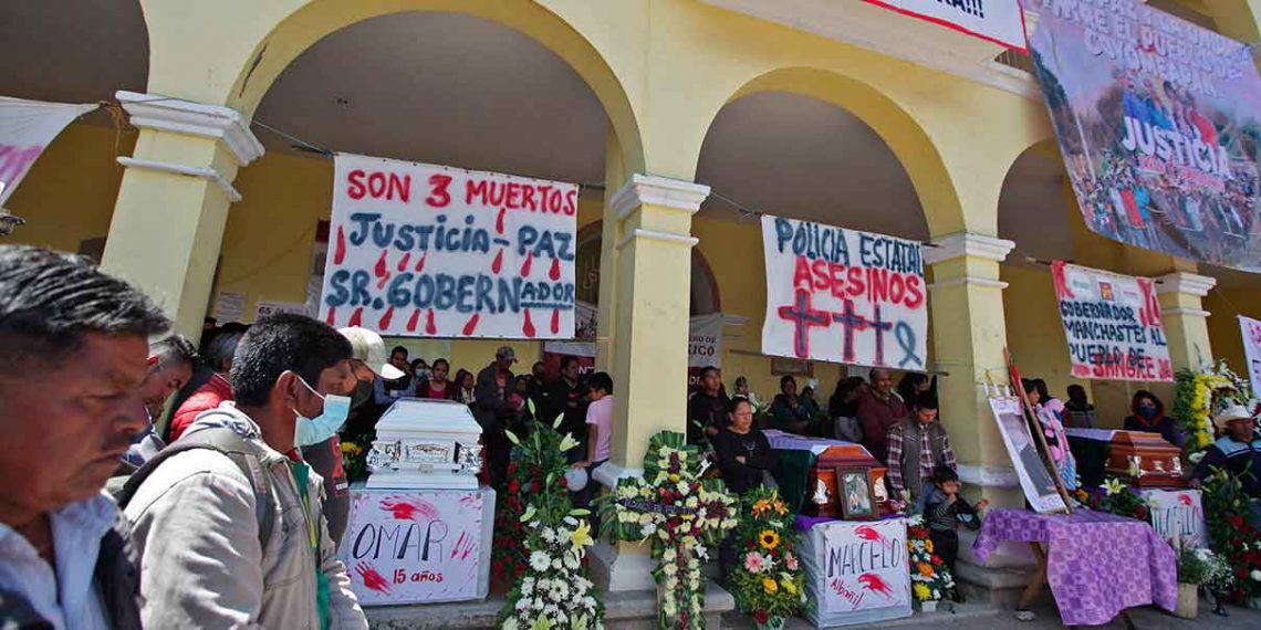 Encuentran culpables a policías estatales de Puebla por muerte de tres personas en Coyomeapan