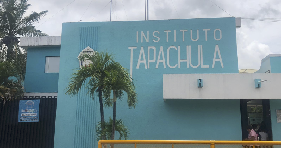 En el Colegio Instituto Tapachula, se difundió que un alumno llevaría a cabo un tiroteo. (Foto: FGE)