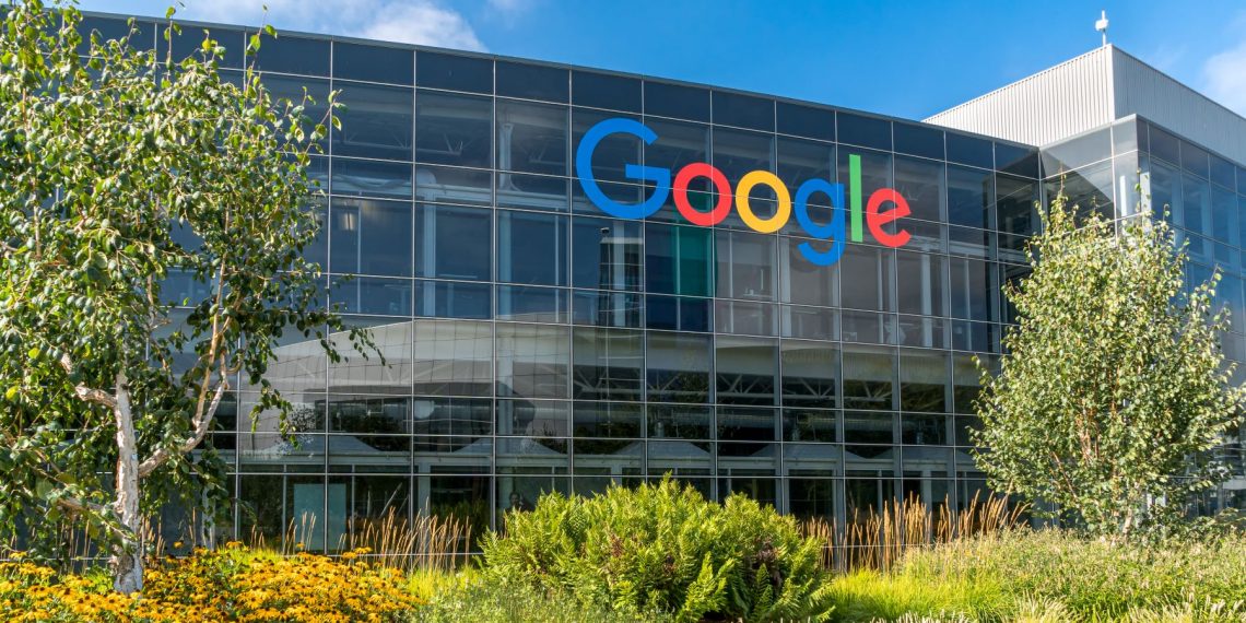 Rusia Multa a Google por Ucrania