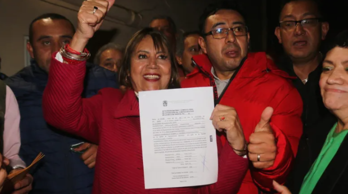 Sonia Ocampo gana elecciones del SNTSA