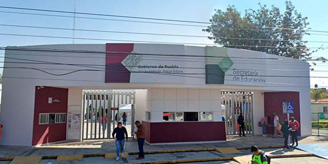 Función Pública toma control de la SEP Puebla tras salida de Melitón Lozano