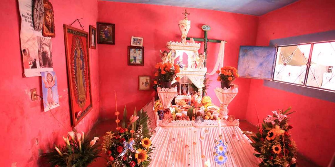 Visita Huaquechula te espera en su tradicional exposición de Altares Monumentales