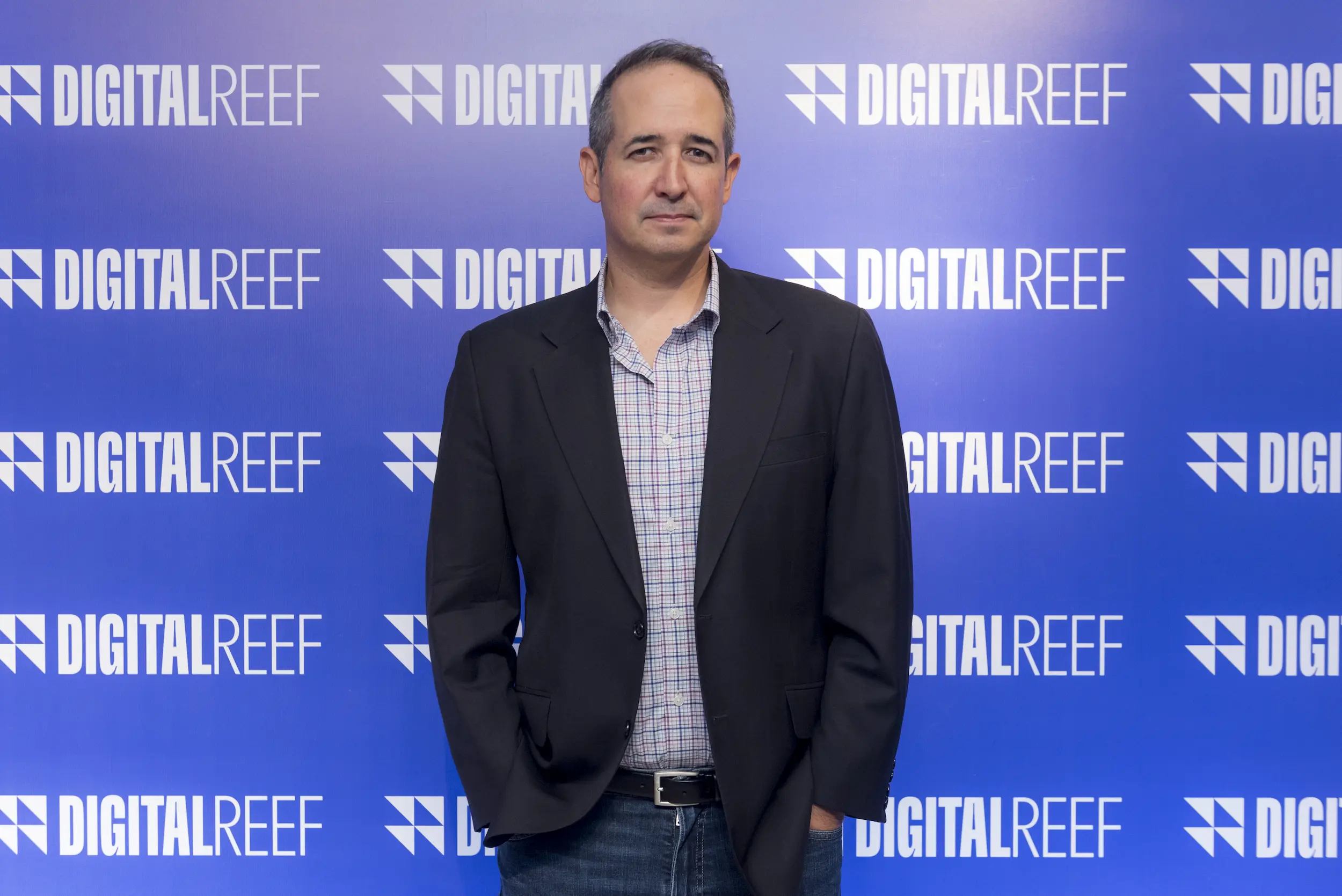 MARK YACKANICH Presidete y CEO,Digital Reef