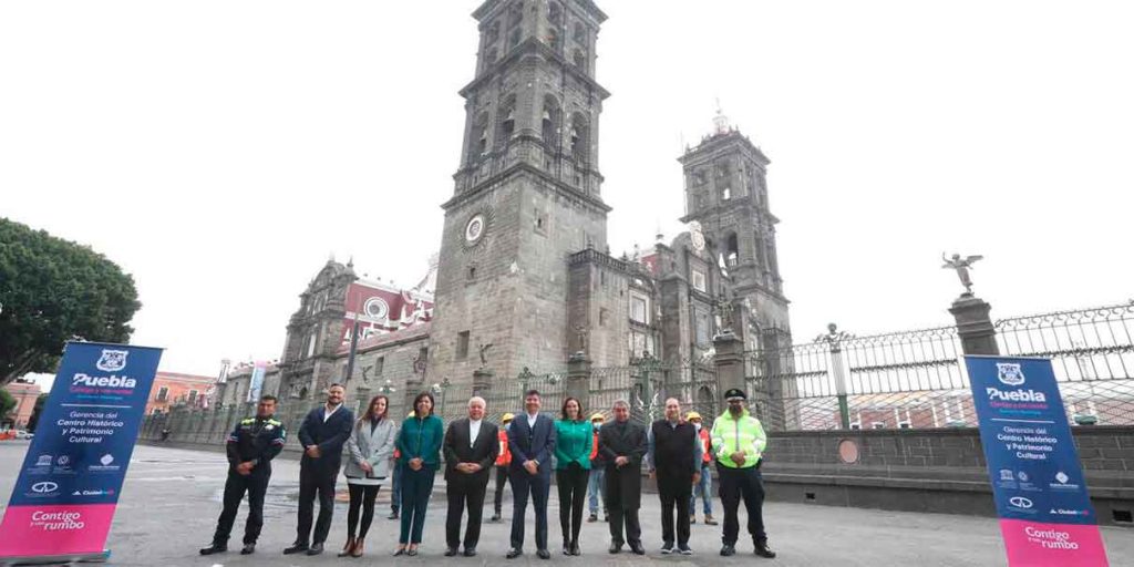 Inician trabajos de mantenimiento de la Catedral de Puebla; se invierten 4 mdp