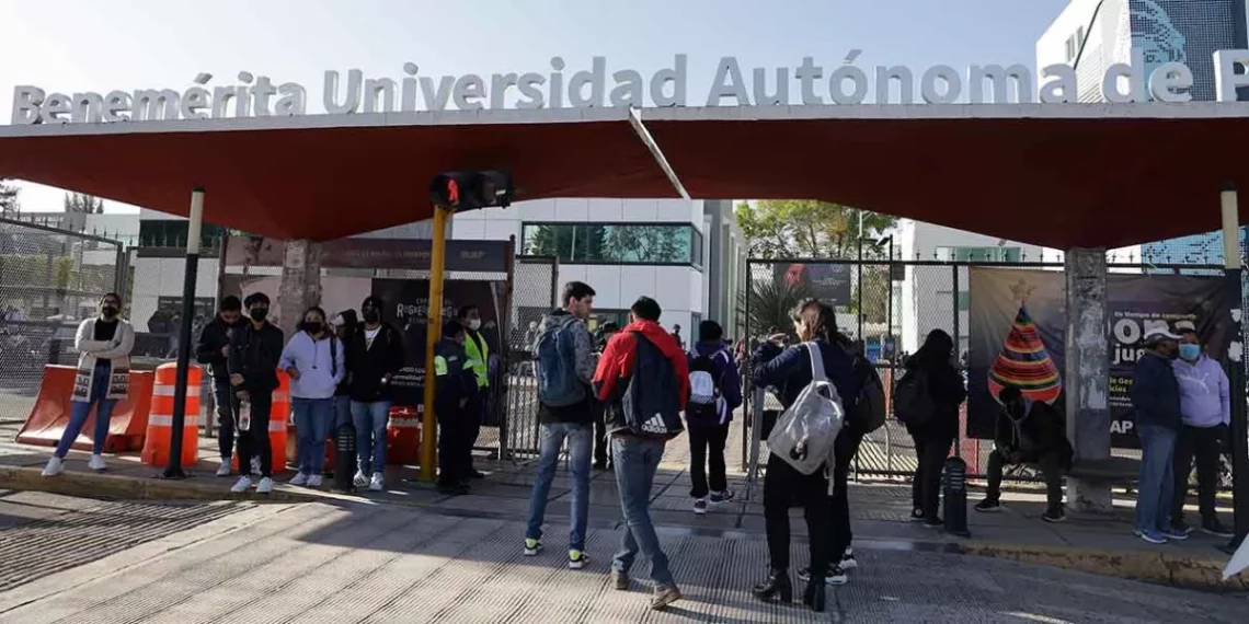 BUAP regularizará a alumnos con programa de verificación de licenciatura