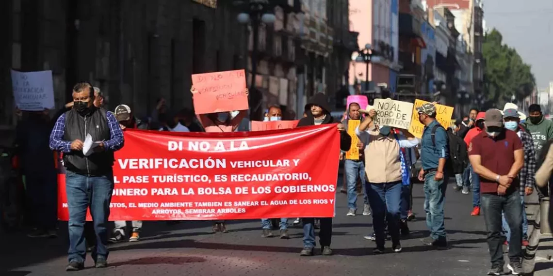 Convocan a megamarcha contra la Verificación en Puebla