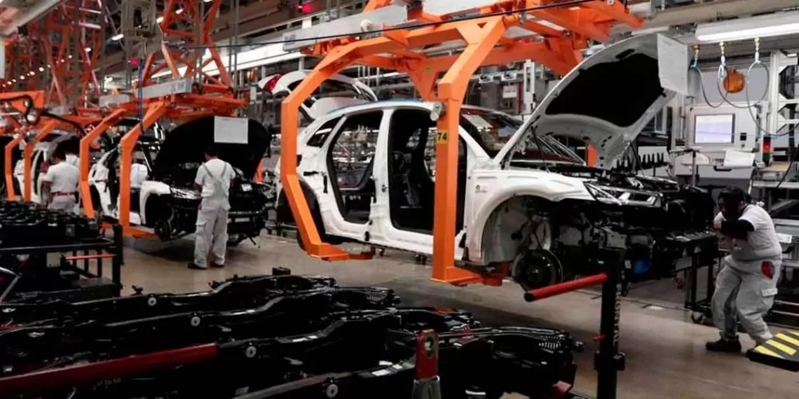 Trabajadores de Audi logran 9.4% de aumento salarial y alza en 4 prestaciones