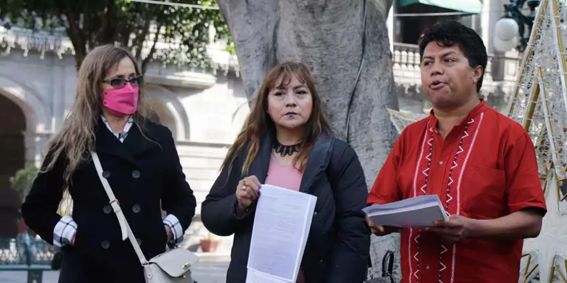 Habitantes denuncian ABUSOS de AGUA DE PUEBLA en la capital poblana