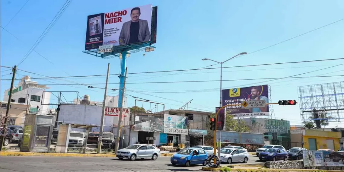 Serán retirados 58 espectaculares de promoción política de morenistas en Puebla
