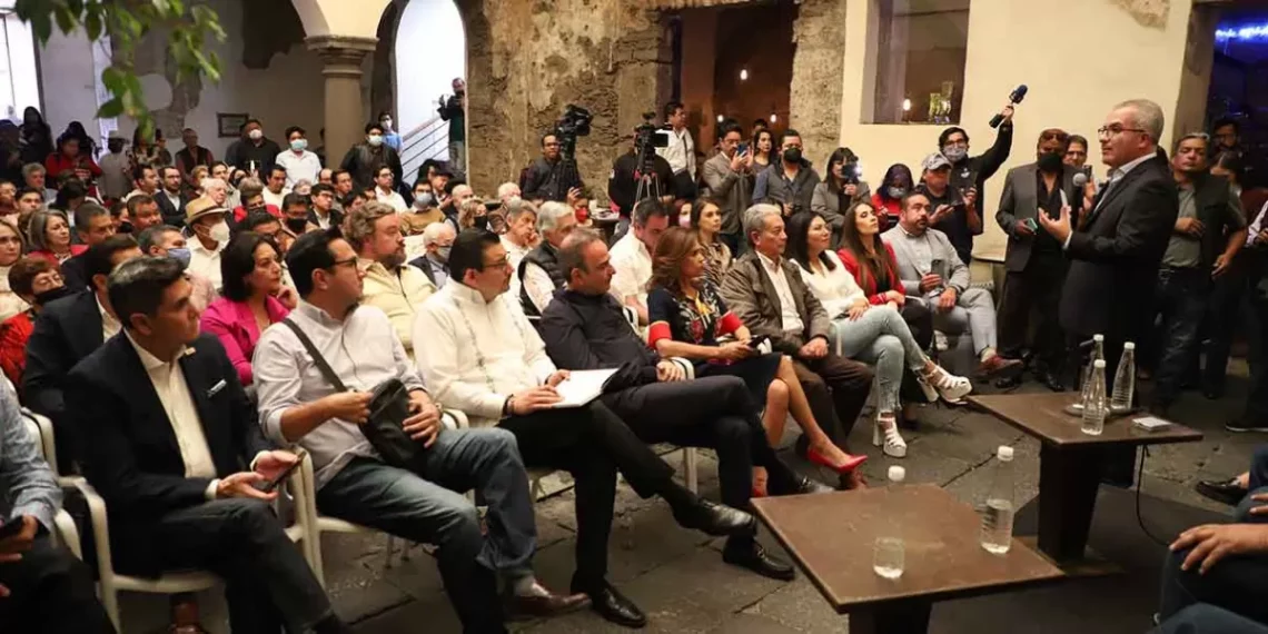 Tóxica la reforma electoral y su plan B, atizó Carlos Ugalde en su visita a Puebla