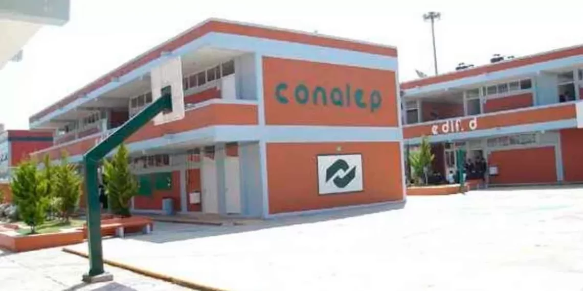 5 planteles Conalep se van a clases en línea por actividad volcánica, casi 4 mil alumnos en casa