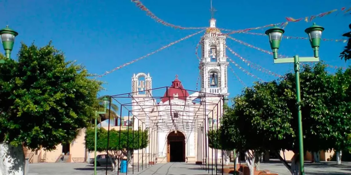 Arquidiócesis de Puebla abrirá 10 parroquias como albergues si aumenta actividad del Popo