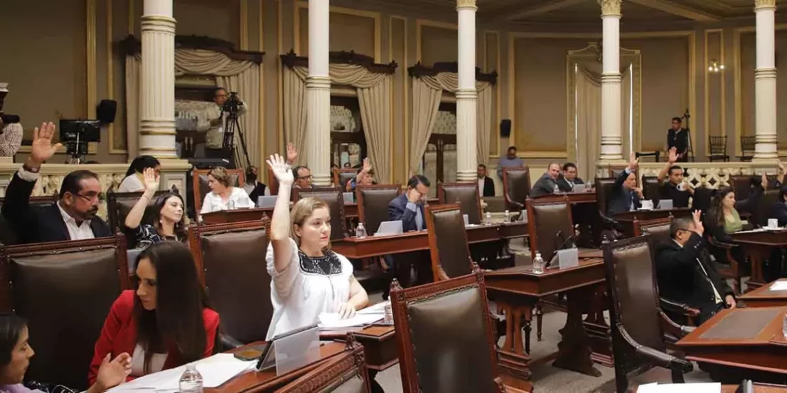 El Congreso de Puebla aprobó con 34 votos reformas a la Ley BUAP