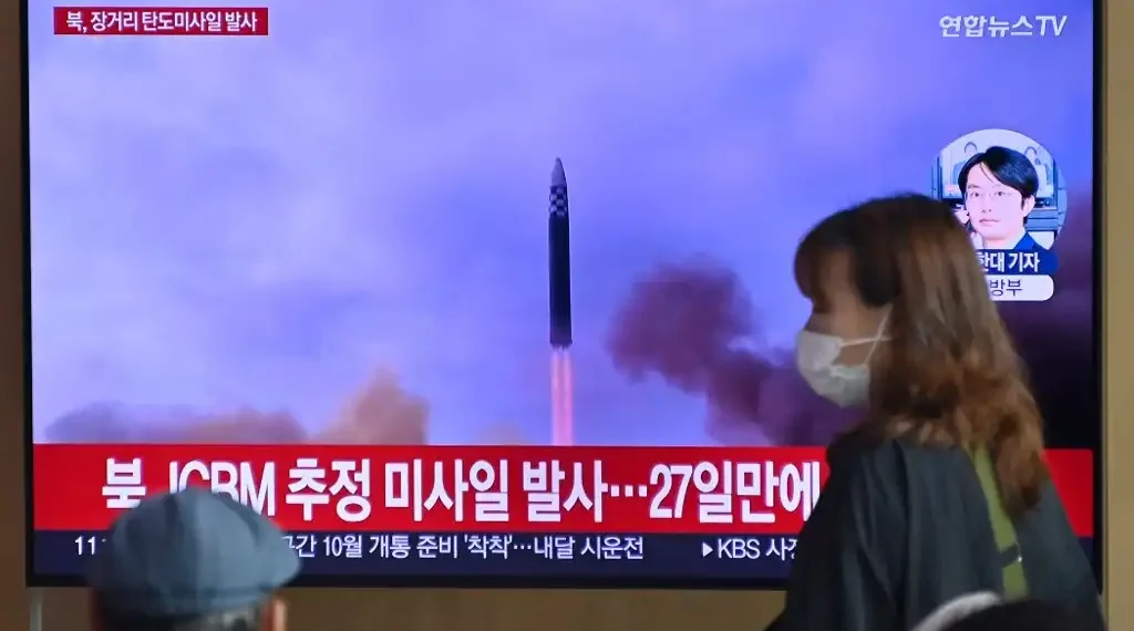 Corea del Norte disparó un presunto misil balístico de largo alcance, dijo el ejército de Corea del Sur. (AFP)