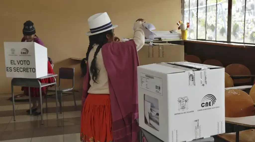 Ecuador vuelta electoral