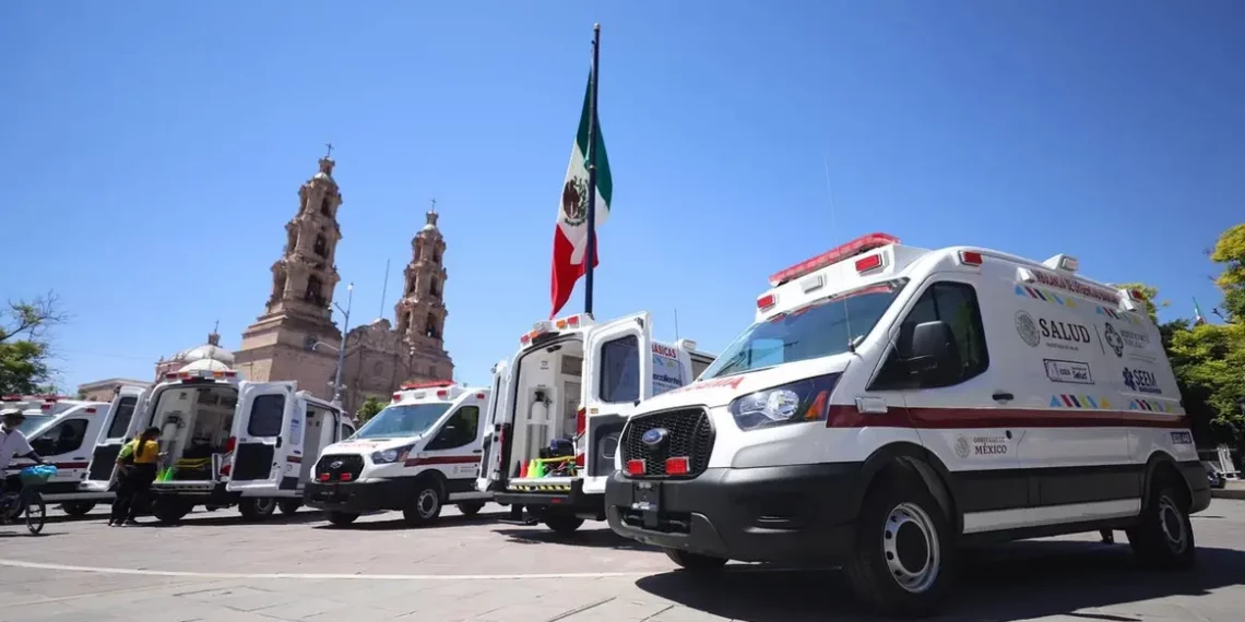 Aguascalientes recibe nuevas ambulancias y apoyos médicos