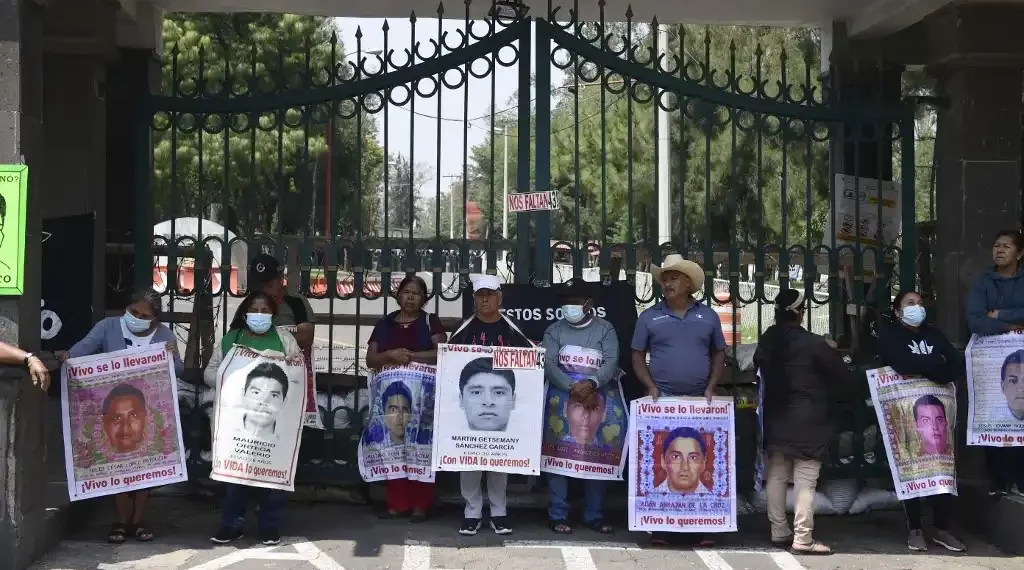 Ayotzinapa información