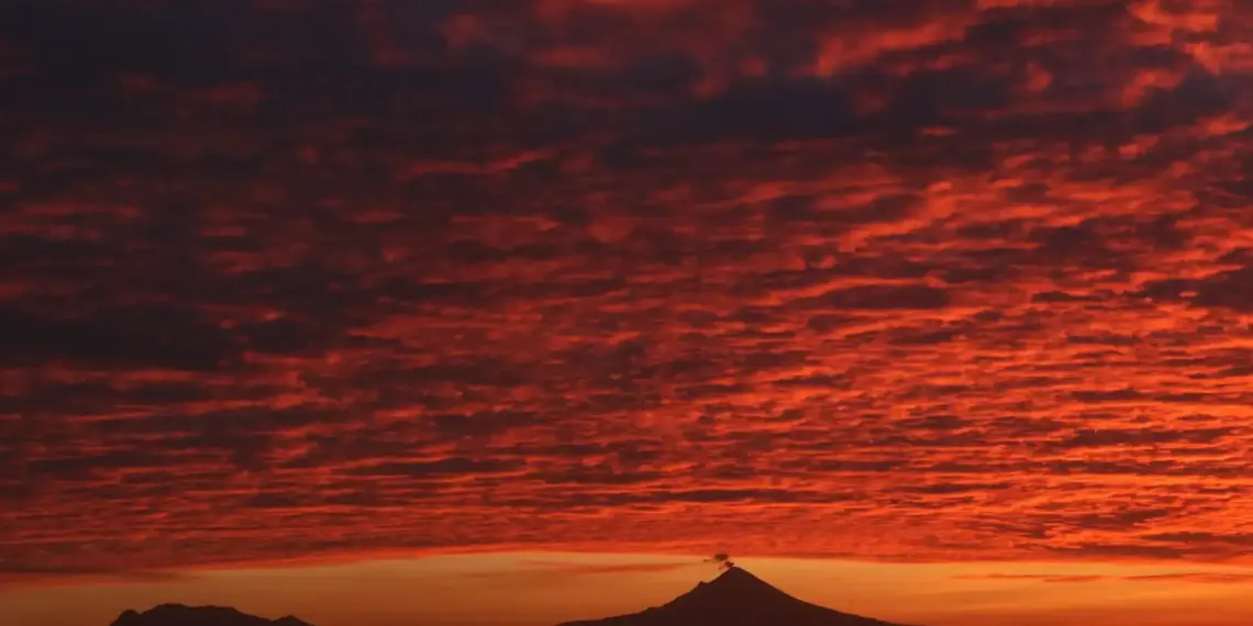 Amanecer del Popocatépetl