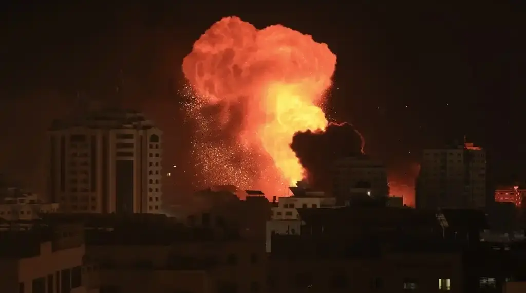 Bola fuego Gaza