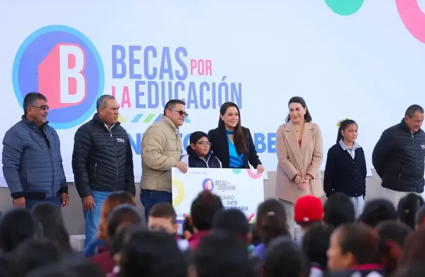 Entregarán más de 12 mil becas educativas en los municipios de Aguascalientes
