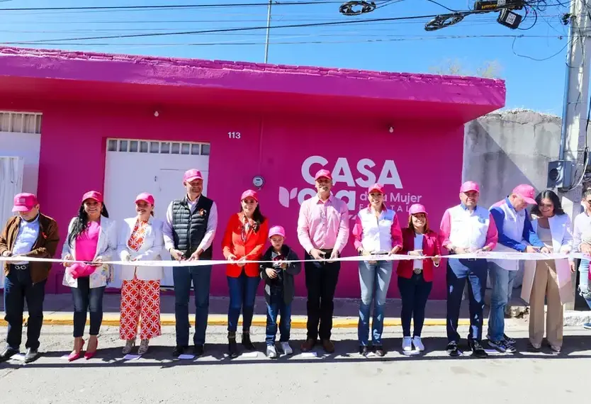 Tere Jiménez inaugura otra Casa Rosa en Aguascalientes