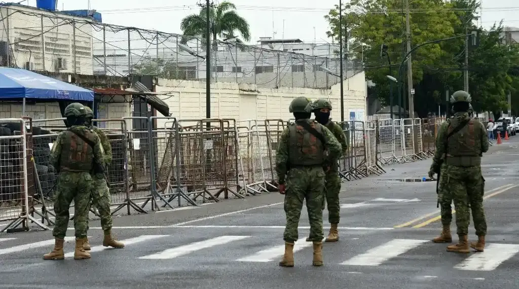 Ecuador militares