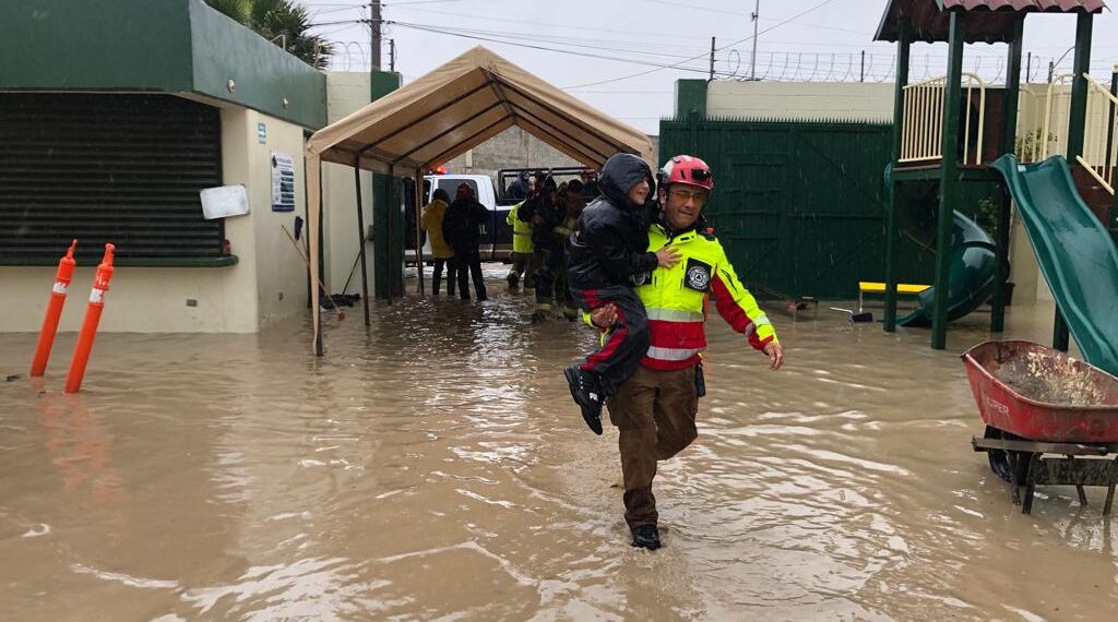 Ayuntamiento Resguarda 140 Personas Tras Evacuación Escolar