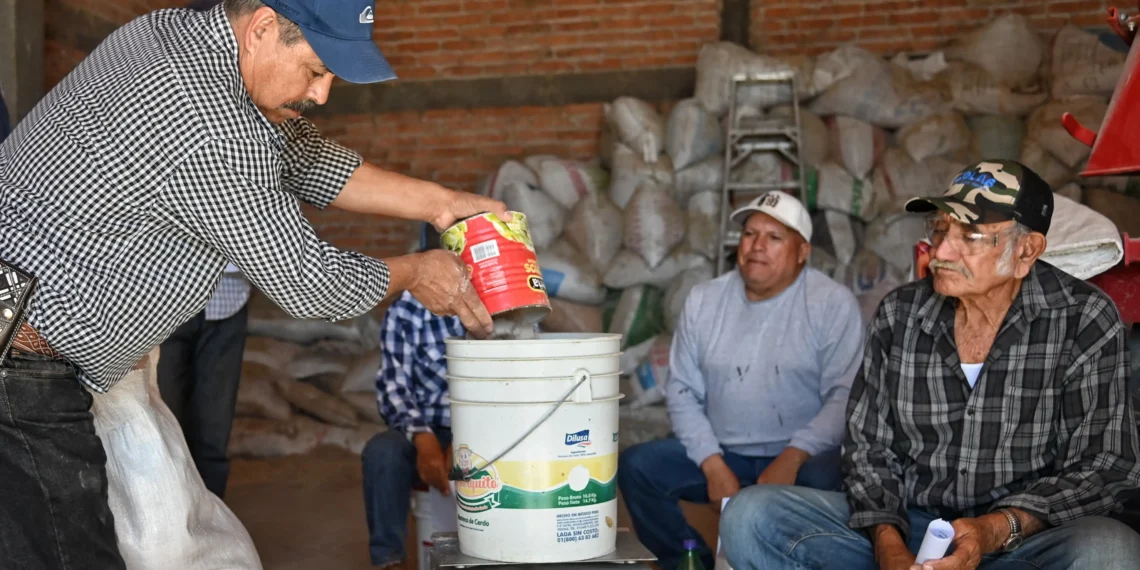 Elaboración de bloques alimenticios.