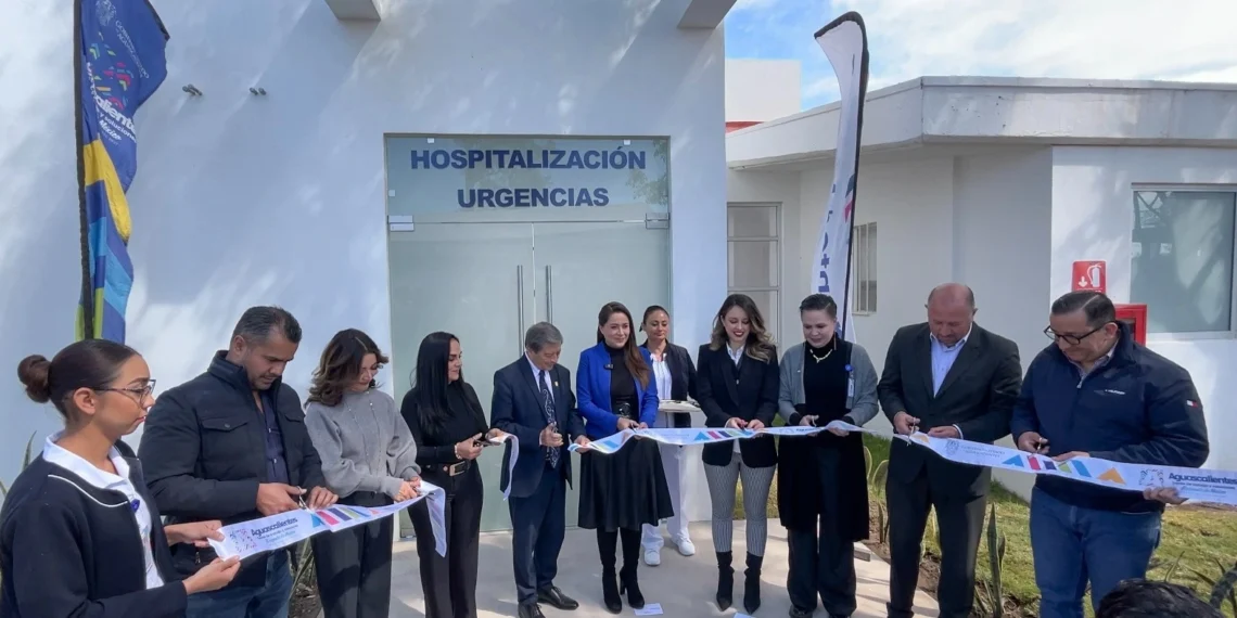 Entregan obras de remodelación en el Hospital de Psiquiatría.