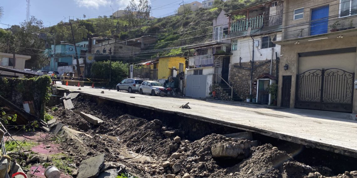 Lluvias provocan derrumbe en el Cañón Rubén Amaya y el cierre de vialidad: