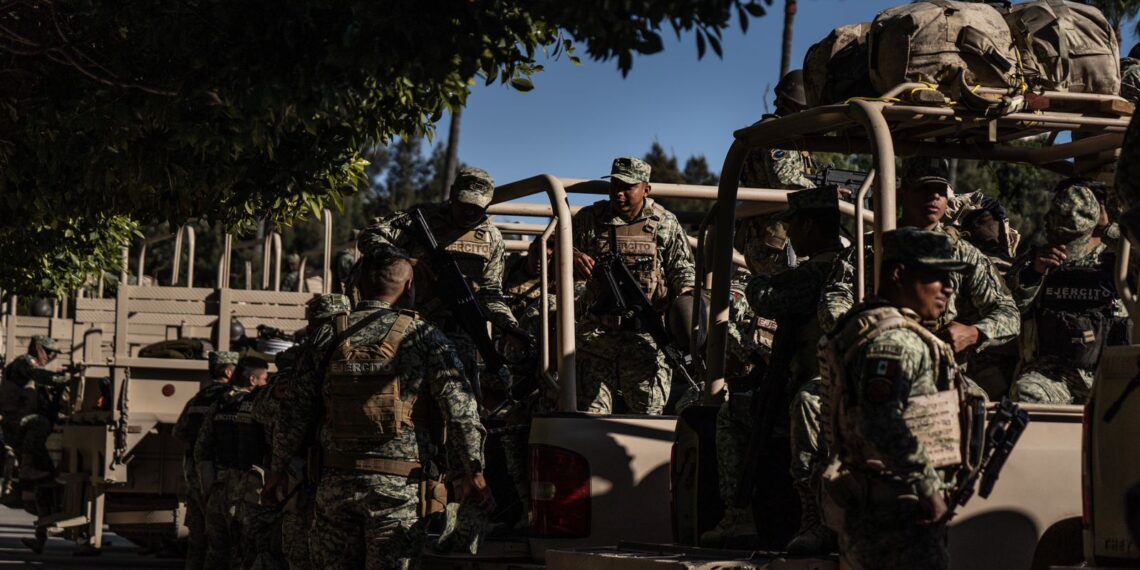 Continúa la llegada de militares a Tijuana; van tres mil elementos