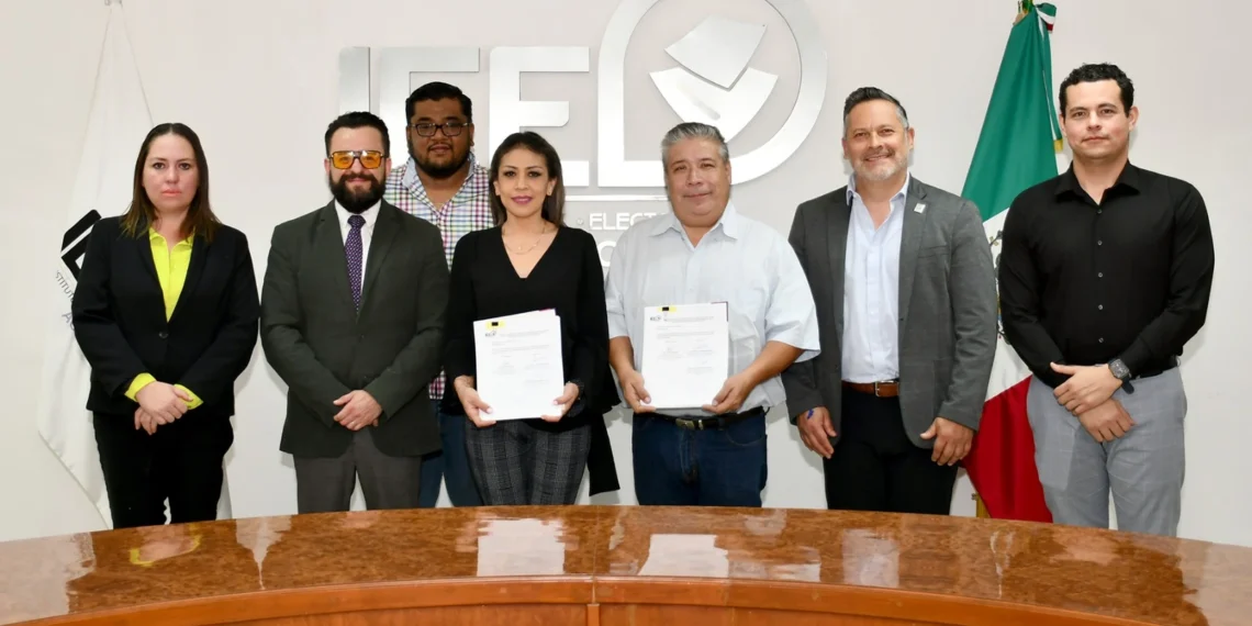 IEE firma convenio con la UNAM