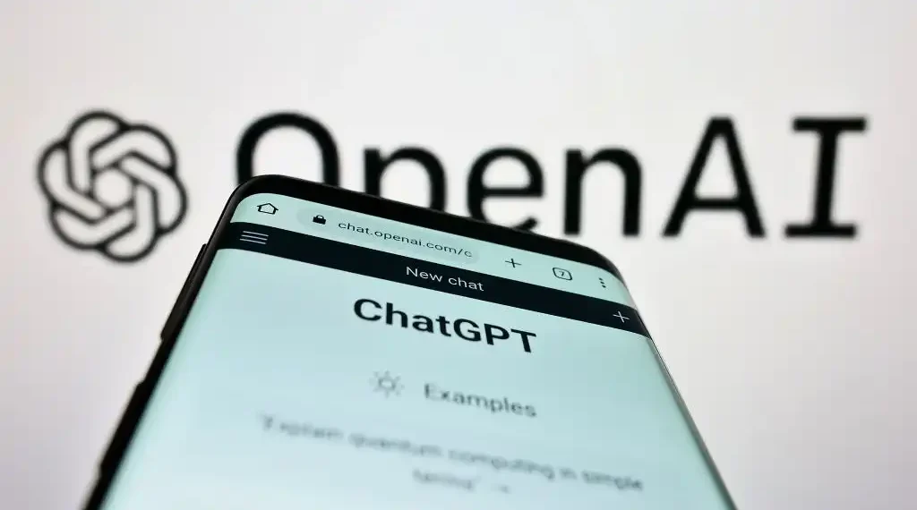 OpenAI no hizo público el código de su último modelo de lenguaje GPT 4, "rompiendo el contrato original", alegan los abogados de Musk. (AdobeStock)