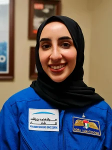 mujer astronauta árabe