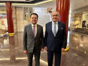 El gobernador Esteban Villegas se reunió con el Embajador de México en China 