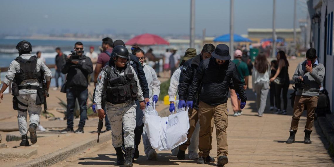 Fiscalía investigará por homicidio al hombre que fue lanzado desde el malecón en Playas de Tijuana