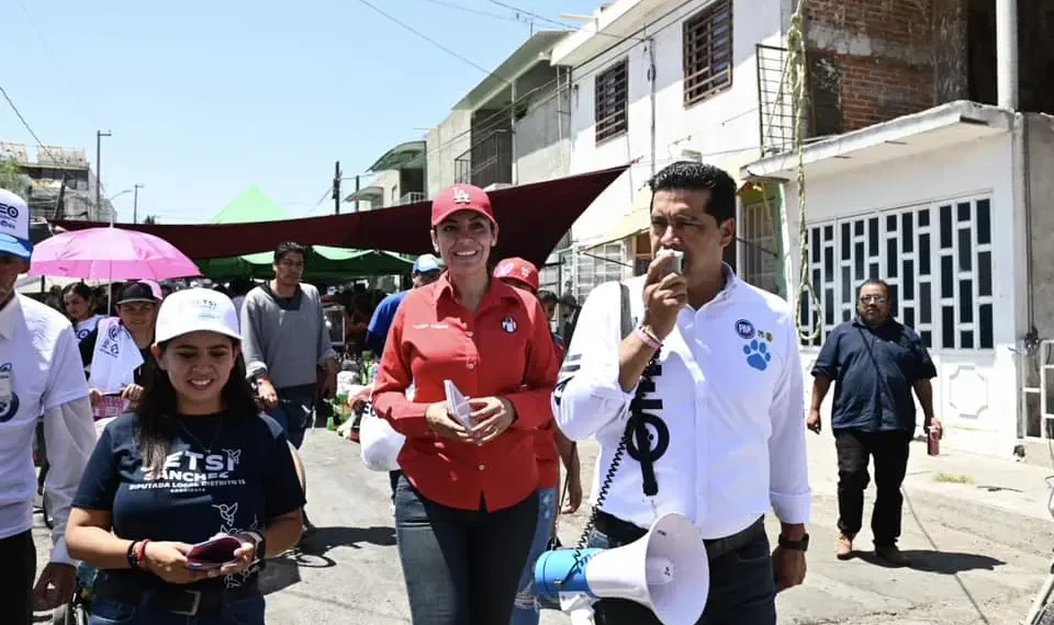 Propone Leo Montañez otro quirófano veterinario móvil
