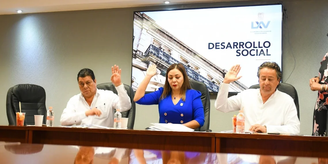 Aprueban informe de actividades de la Comisión de Desarrollo Social en el Congreso