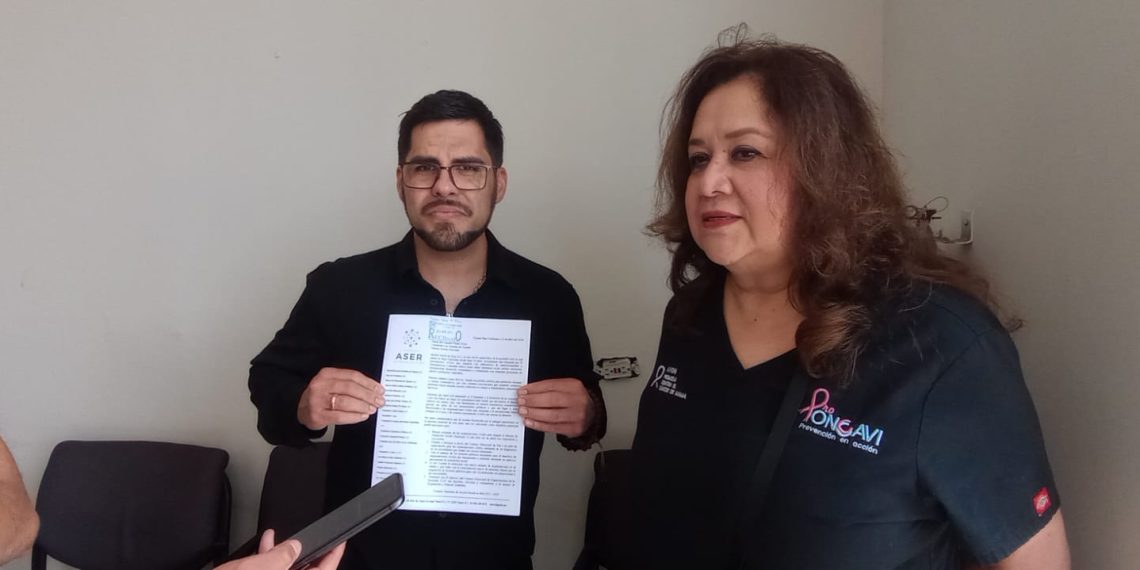 Organización civil batalla para entregar carta con peticiones a partidos políticos en Tijuana